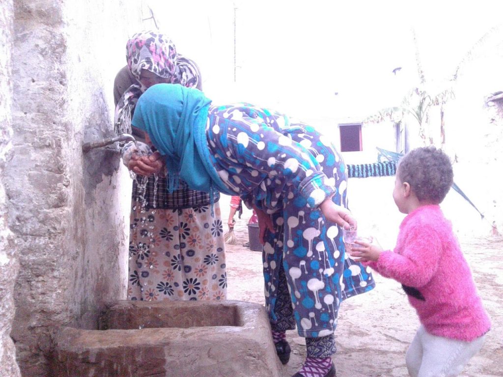 الحياة .. قطرات