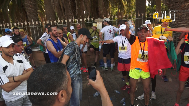 عداؤون بماراطون المحمدية يقاطعون ماء سيدي علي
