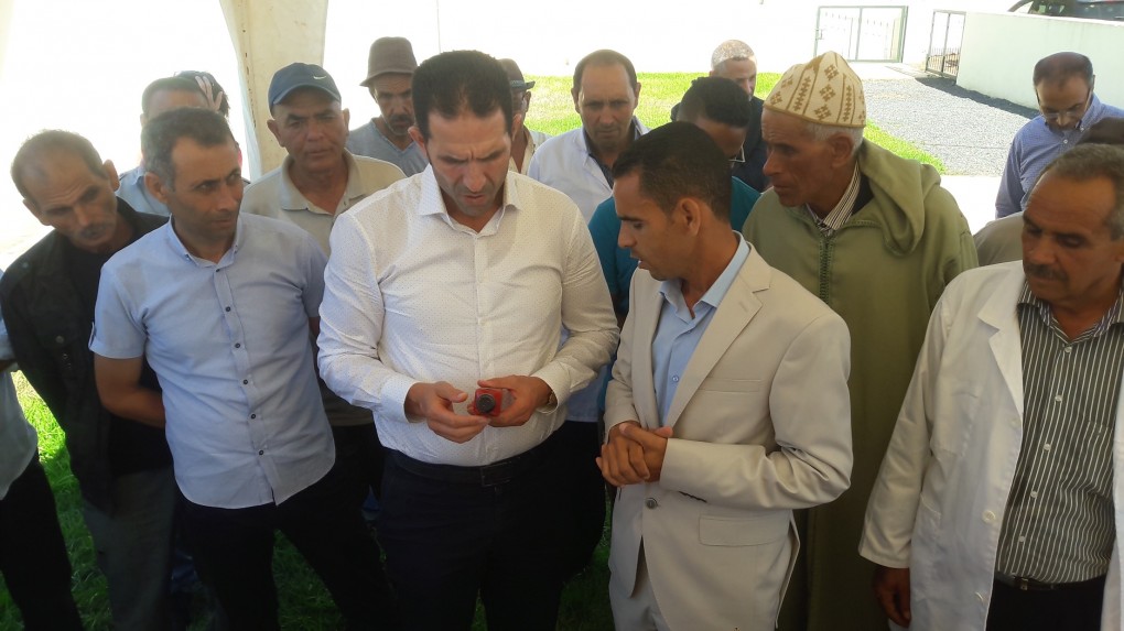 رئيس الغرفة الفلاحية لجهة البيضاء سطات يتفقد تعاونيات إنتاج الفلفل بسيدي موسى بن علي