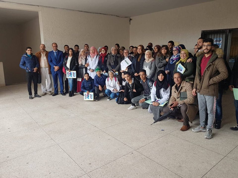 الثانوية التأهيلية زينب النفزاوية تنظم نشاطا تحسيسيا في التوجيه الوظيفي