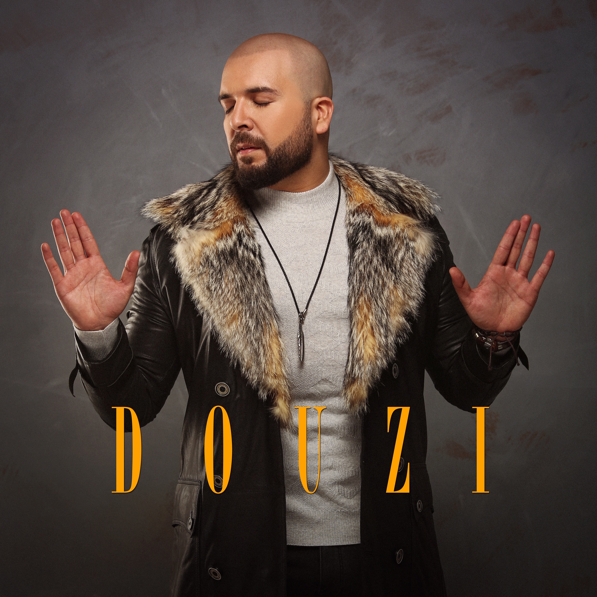 بالفيديو.. دوزي يطلق فيديو كليب “باختصار”