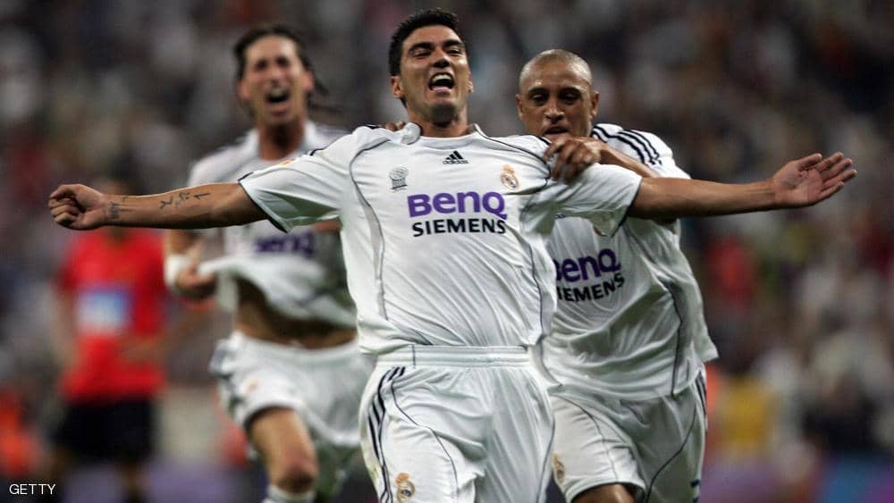 عاجل .. وفاة رييس نجم ريال مدريد وأرسنال السابق
