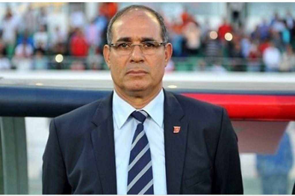 الزاكي يغادر الدفاع الجديدي بشكل مفاجئ