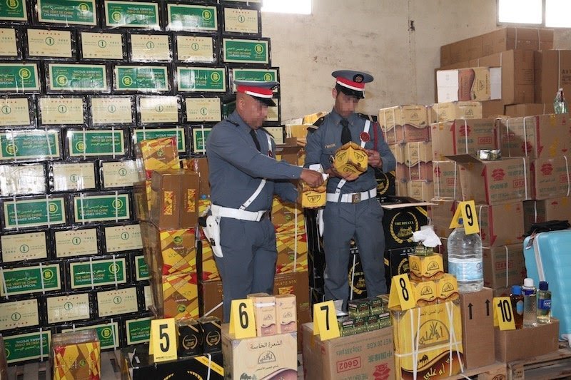 حجز 20 طنا من المواد الغذائية منتهية الصلاحية بجماعة الشلالات