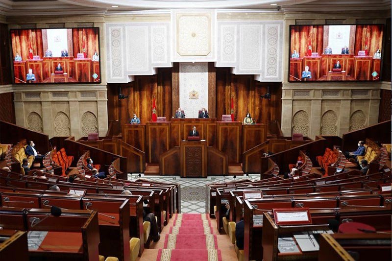 جدل الصلاة بالبرلمان