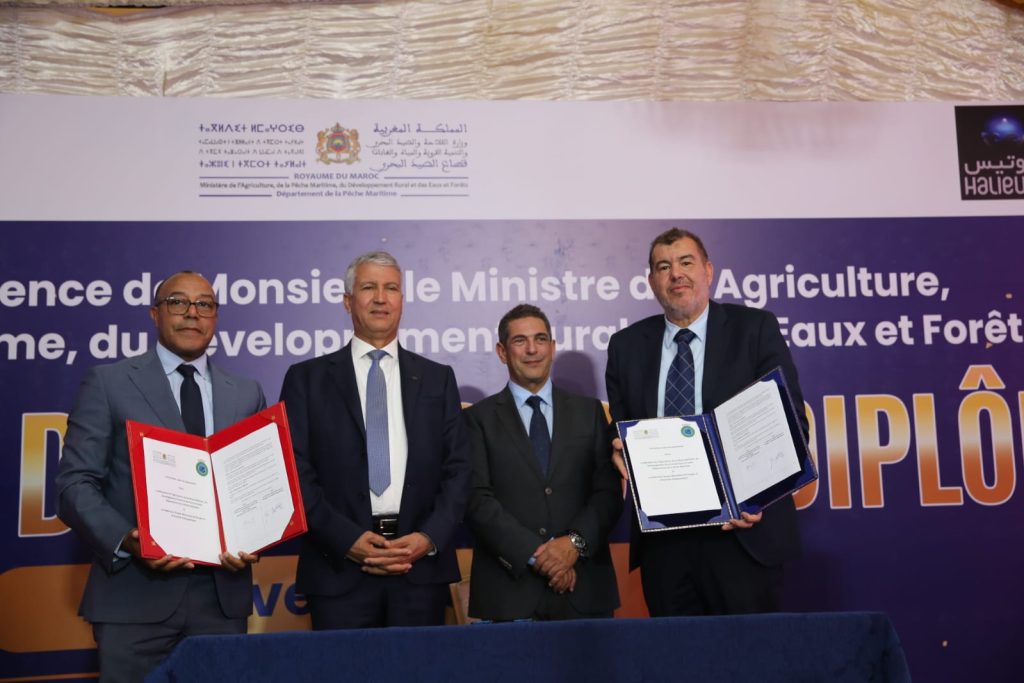 التكوين والتأطير محور إتفاقية الشراكة الموقعة بين جامعة الغوص ووزارة الفلاحة والصيد البحري