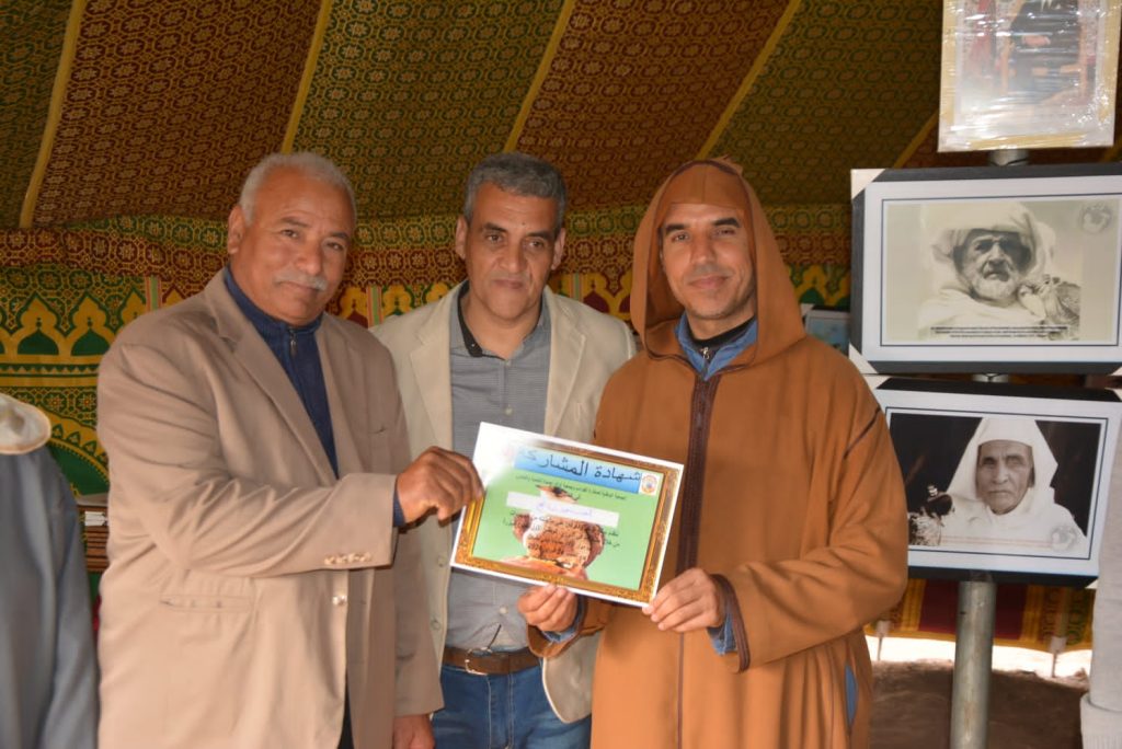 الدوري الوطني الأول لفنون البيزرة ينطلق في سطات: احتفال بتراث الصقور ونجاح تنظيمي ملف