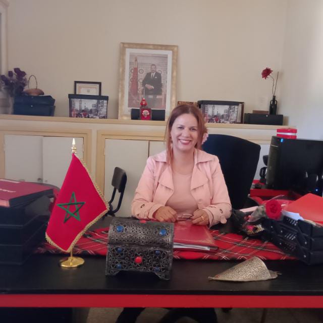 المرأة الحديدية للمديرية الإقليمية لوزارة التربية الوطنية بالمحمدية: السيدة خديجة شيكي، رئيسة مصلحة الشؤون  القانونية والتواصل والشراكة، المثال الحي للتفاني والعمل الجاد