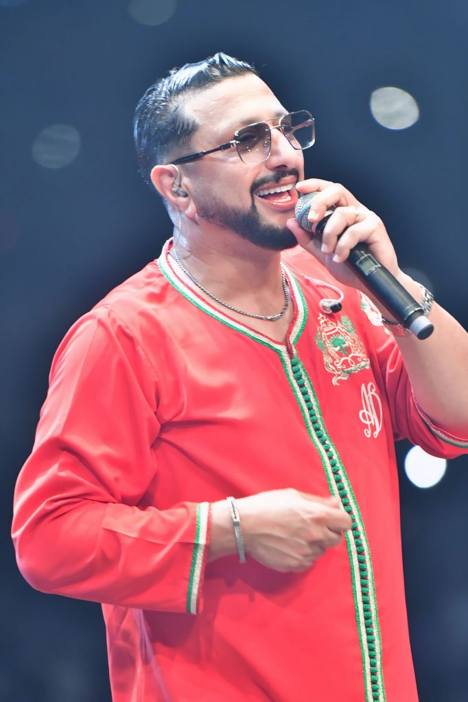 عندليب الأغنية الشعبية  الداودي يحقق رقما قياسيا في مهرجان الشواطئ بالمضيق بحضور أزيد من 250 الف شخص