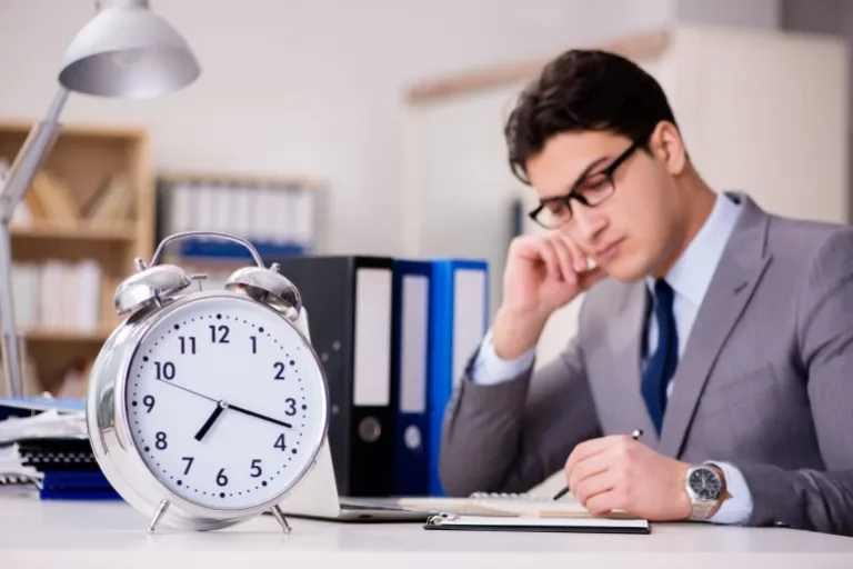تغيير مواقيت العمل بالإدارات العمومية بمناسبة شهر رمضان