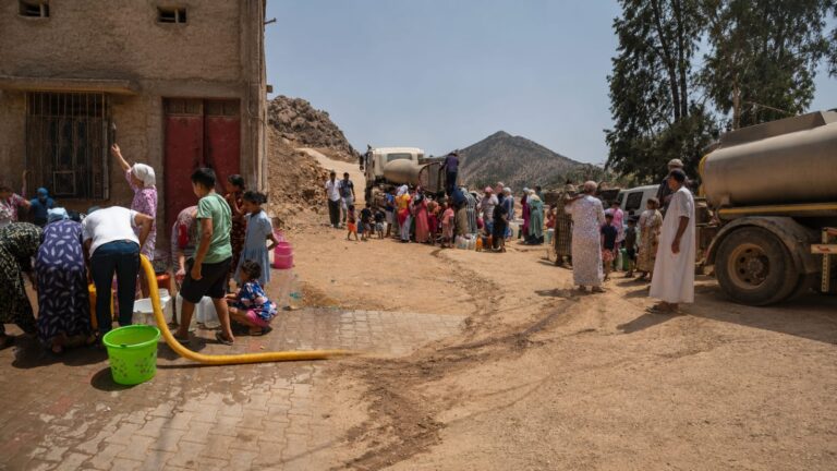 انقطاع الماء بخنيفرة يُشعل غضب سكان مولاي بوعزة وسبت آيت رحو